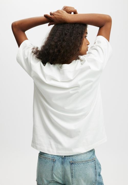Cotton On - The Premium Boxy Graphic Tee - North Side/ Vintage White