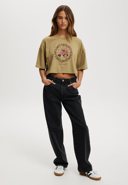 Cotton On - The Oversized Chopped Graphic Tee - Zodiaque/ Desert Khaki