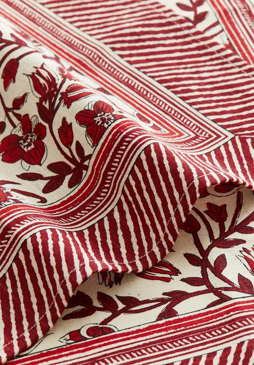 H&M - 4 pack patterned napkins - red floral