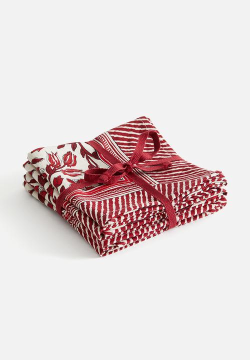 H&M - 4 pack patterned napkins - red floral