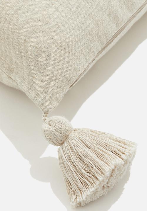 H&M - Tasselled cushion cover - light beige