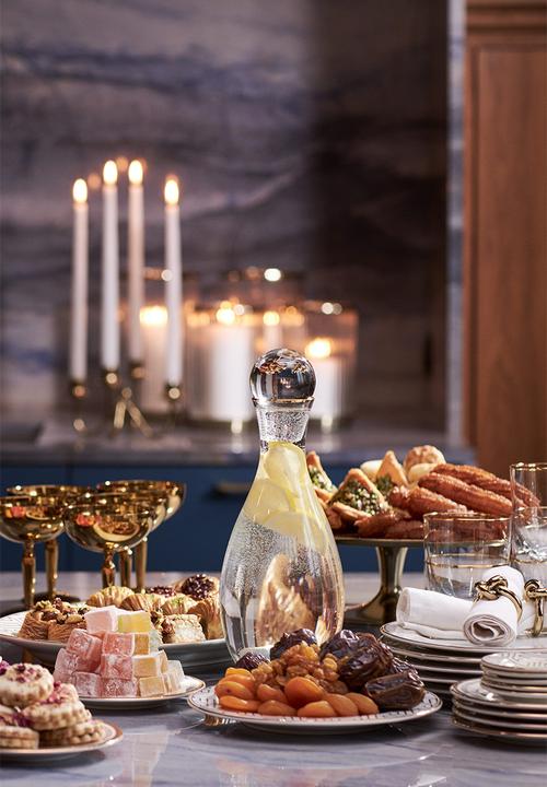 H&M - Clear glass carafe - clear glass & gold-coloured