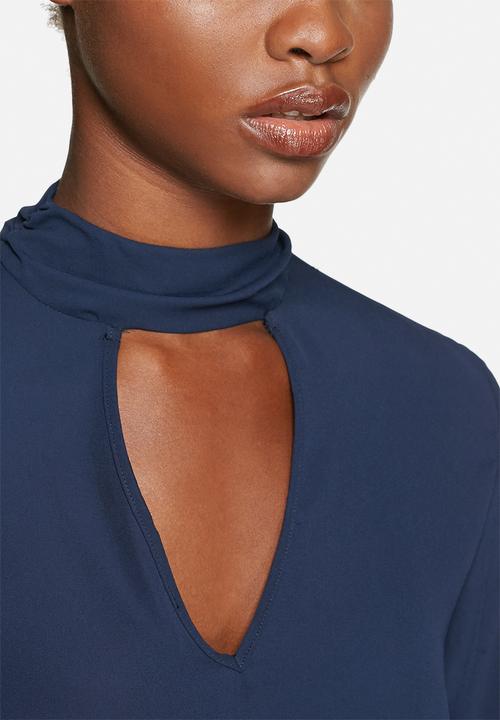 dailyfriday - Sienna keyhole blouse