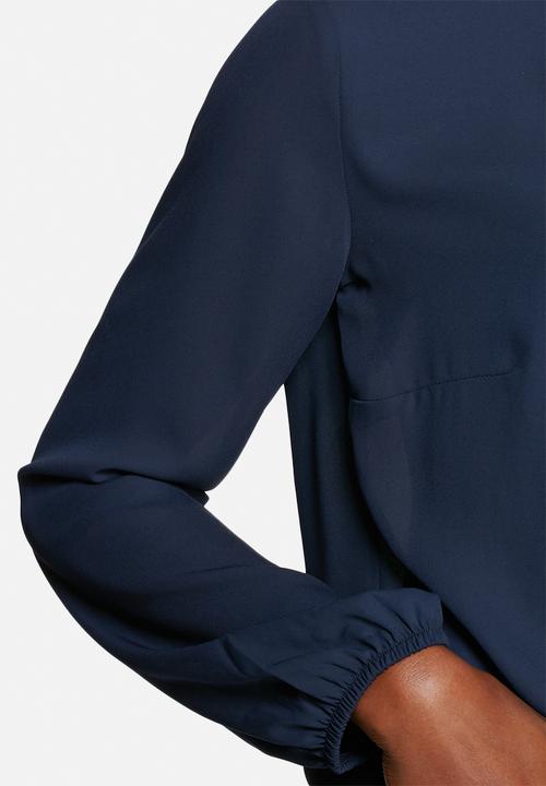 dailyfriday - Sienna keyhole blouse