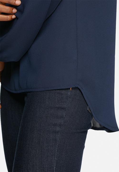 dailyfriday - Sienna keyhole blouse
