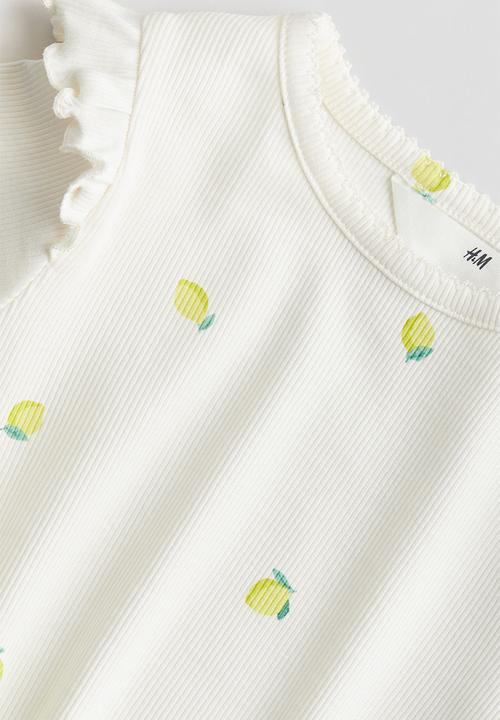H&M - Frill-trimmed ribbed T-shirt - white lemons
