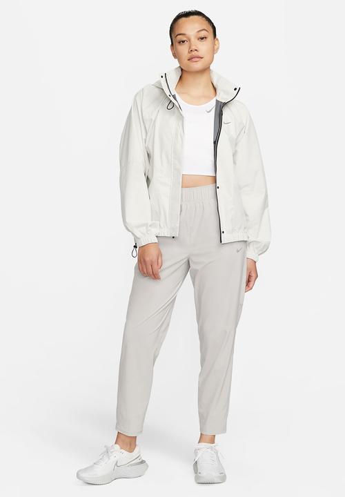 Nike - Nike Womens Swift Jacket - Pale Ivory/Black/Reflective Silv