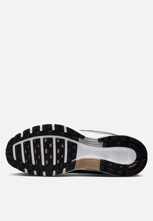 Nike - NIKE P-6000