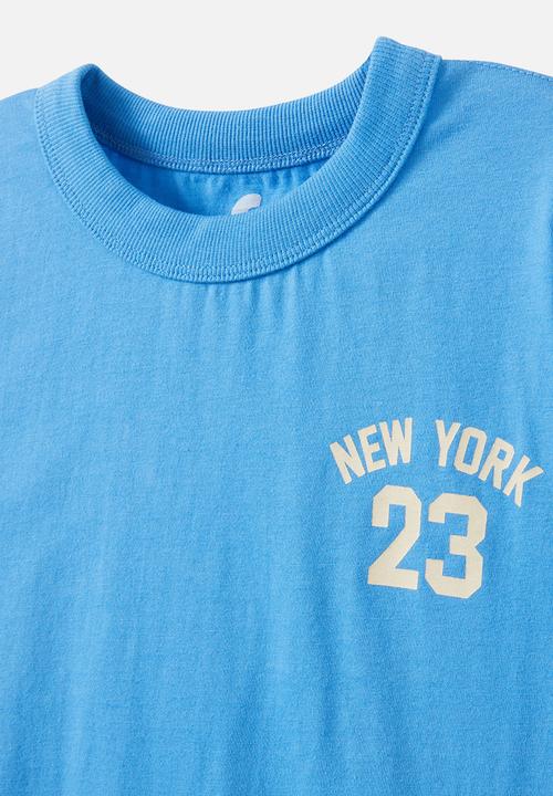 Cotton On - Jonny short sleeve graphic print tee - deep sea blue/new york 23