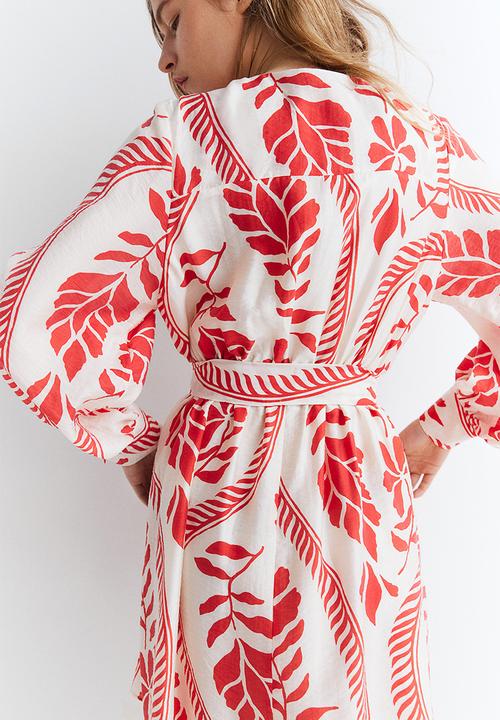 H&M - Tie-belt dress - cream & red patterned