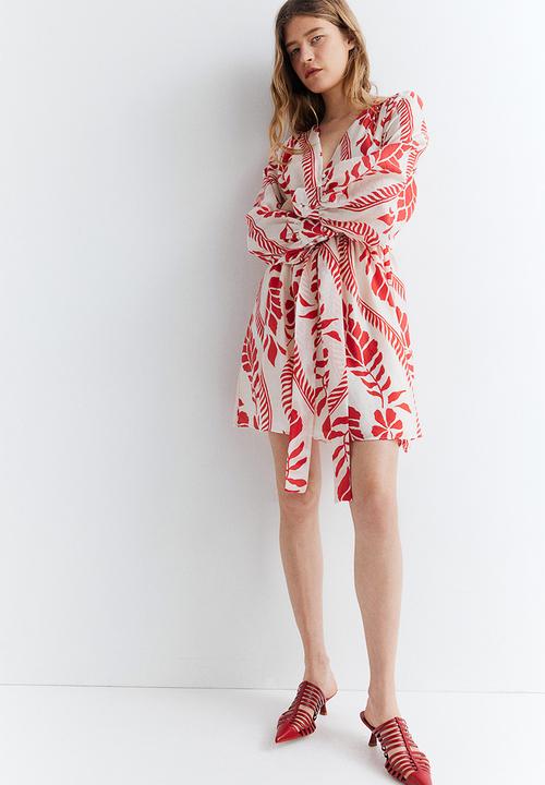 H&M - Tie-belt dress - cream & red patterned
