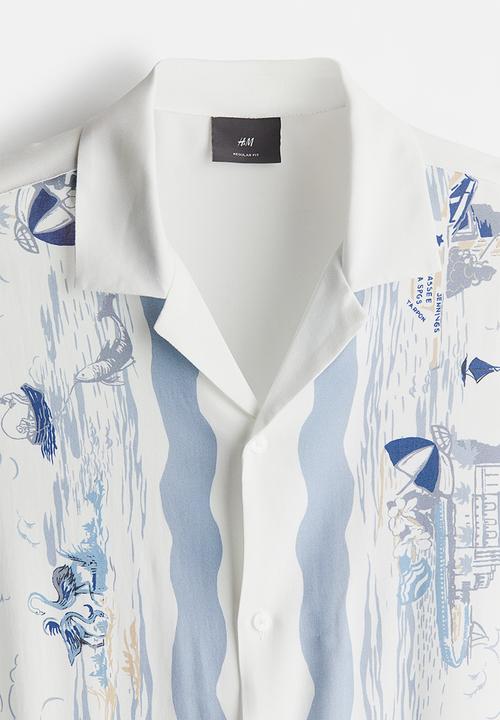 H&M - Regular fit printed resort shirt - blue/riviera
