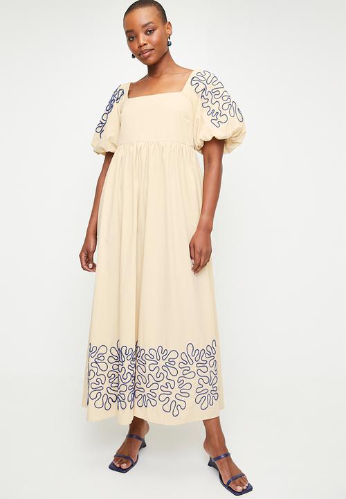 edit - Square neck puff sleeve fit & flare dress - neutral