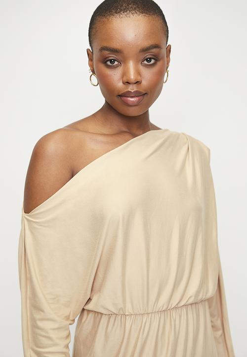 edit - Slash Neck Soft Waist Midi Dress - Neutral