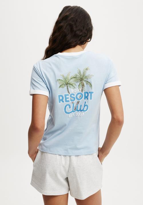 Cotton On - Active Graphic Crew Tshirt - Windsurfer/Resort Club