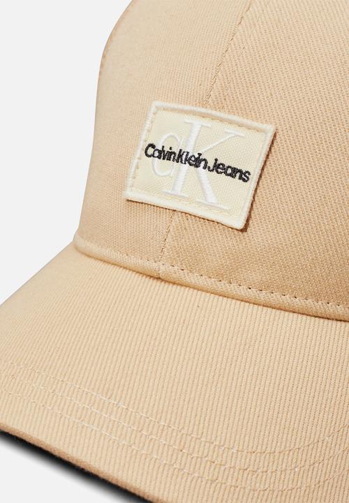 Calvin Klein - Mono logo patch cap-khaki