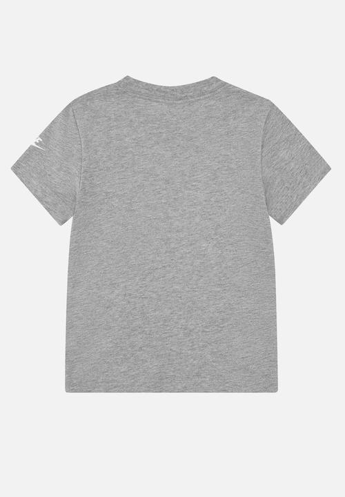 Nike - Nkn club seasonal jersey - dk grey heather