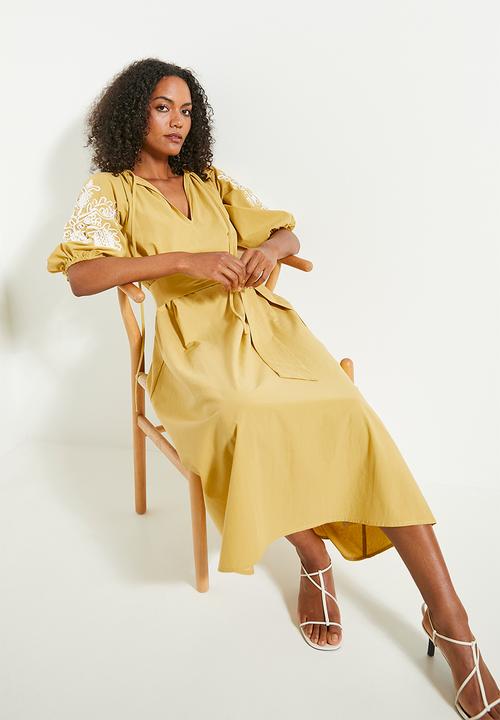 edit - Short sleeve embroidery tunic - yellow