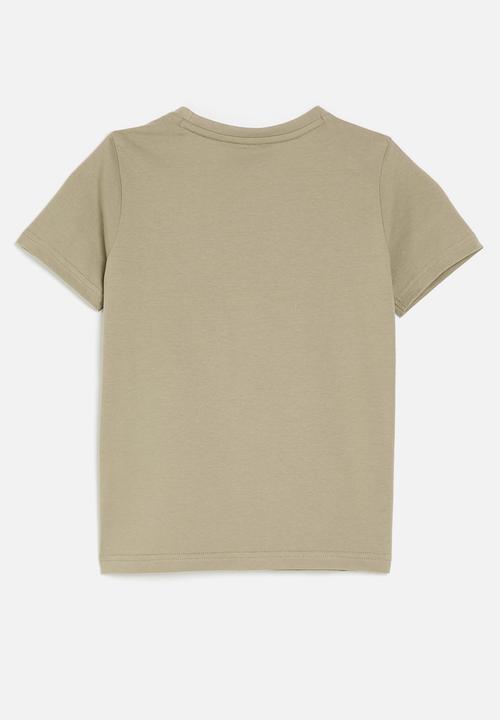 PUMA - Ess Logo Tee B - Oak Branch