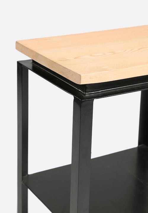 Iltoro - Patsy & Edina side table 
