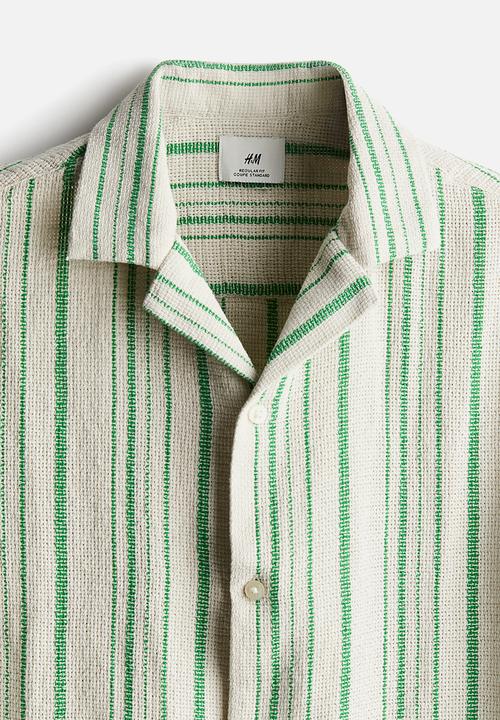 H&M - Regular fit resort shirt - beige & green striped