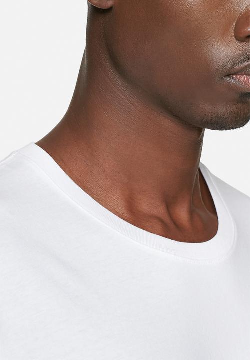 basicthread - Basic scoop neck tee