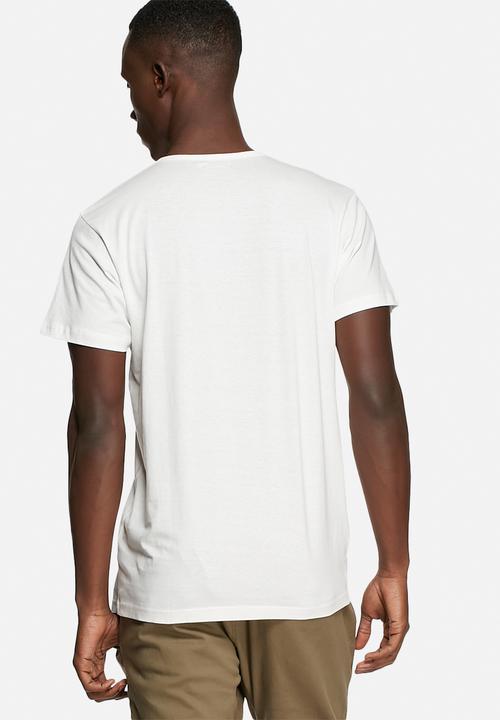 basicthread - Henley tee