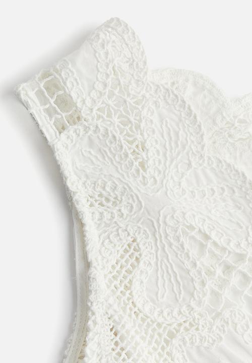 H&M - Broderie anglaise waistcoat - white