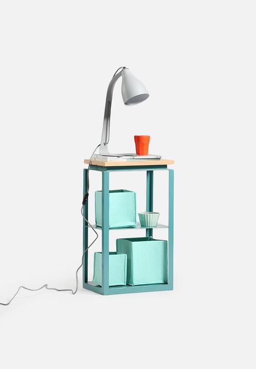 Iltoro - Patsy & Edina side table 