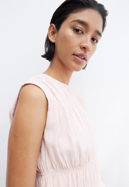 H&M - Smocked top - powder pink