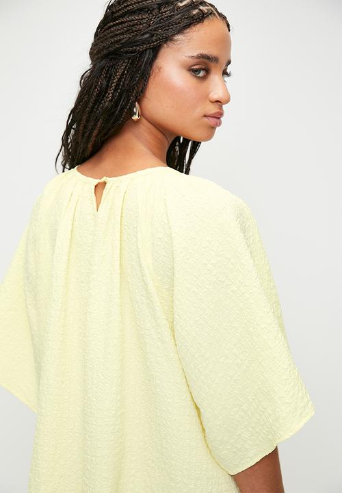 MILLA - Statement sleeve tiered midi dress - yellow