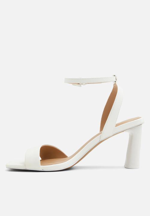 Call It Spring - Rorii Ankle Strap Block Heel - White