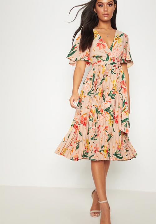 PrettyLittleThing - Pleated Floral Midi Dress - Pink