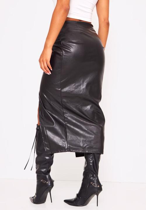 PrettyLittleThing - Faux Leather Twist Detail Front Midi Skirt - Black