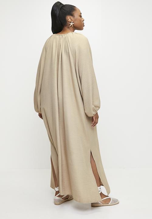 Superbalist - Volume sleeve Maxi Tunic with Slit - Neutral