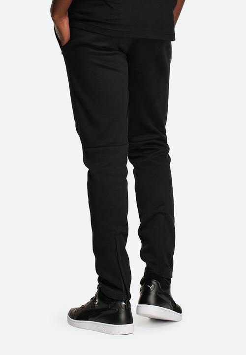 PUMA - Evo striker sweatpants