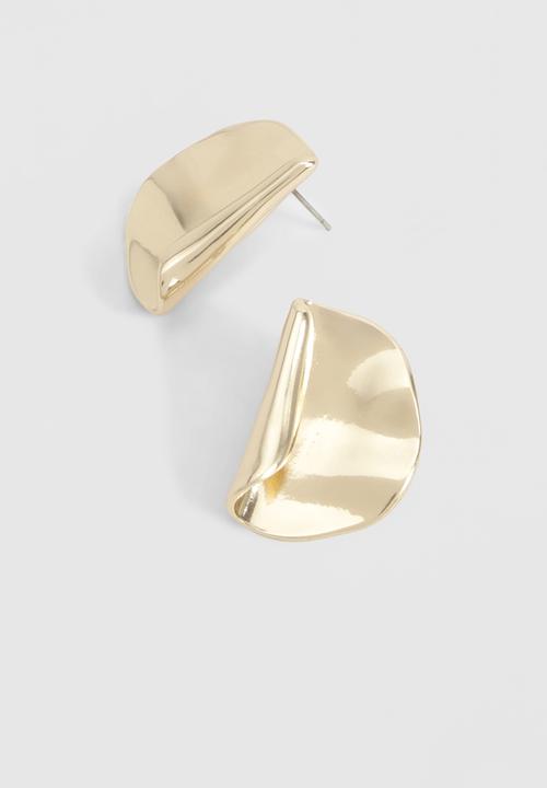 boohoo - Gold Hammered Statement Earrings - gold