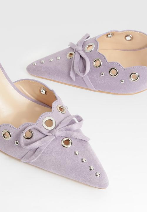 boohoo - Eyelet Bow Backless Court Shoes - Lilac