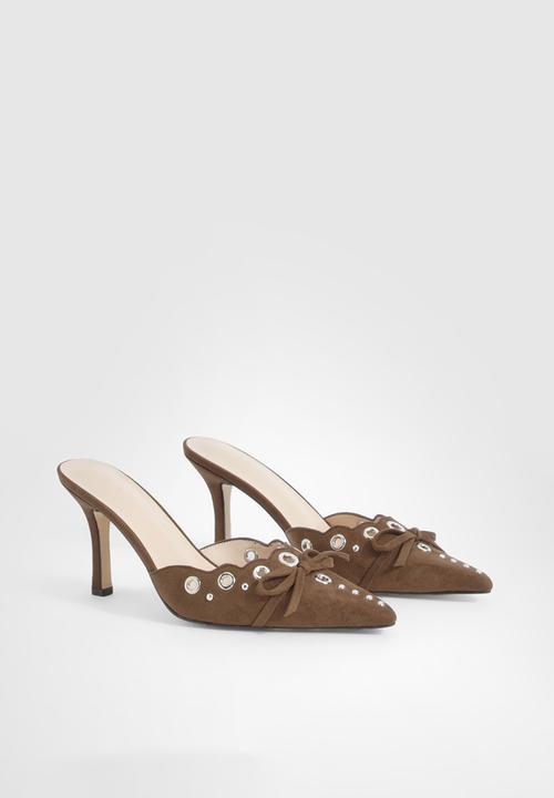 boohoo - Eyelet Bow Backless Court Shoes - chocolate