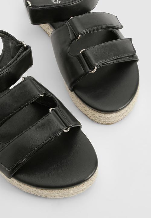 boohoo - Adjustable Strap Flatform Sandals - black