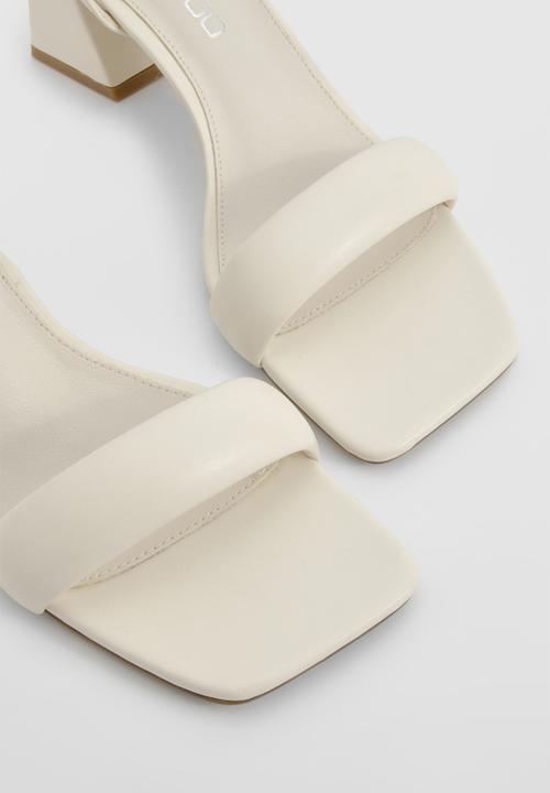 boohoo - Padded Strappy Two Part Heels - Off White