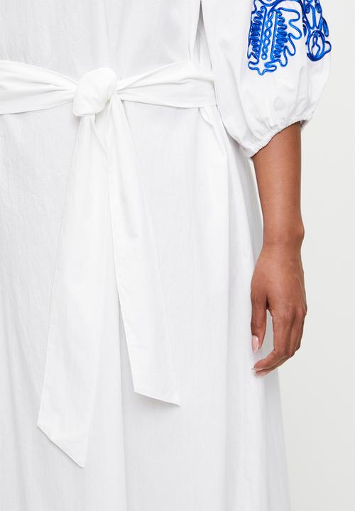 edit - Short sleeve embroidery tunic - white