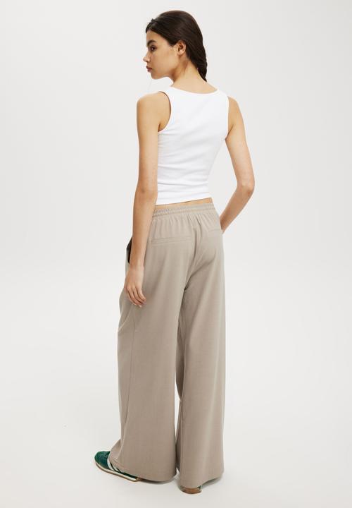 Cotton On - Luis Pull On Suiting Pant - Taupe Marle