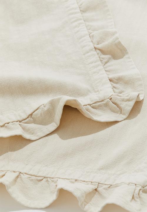 H&M - 2-Pack frill-trimmed place mats - light beige