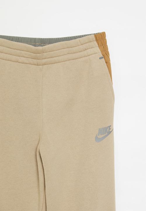 Nike - Nkb b nsw future utility jogge - hemp