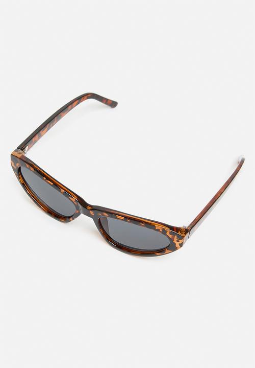 H&M - Cat-eye sunglasses - brown tortoiseshell patterned