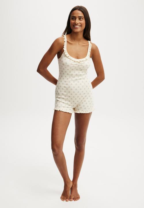 Cotton On - Rib Ruffle Boyleg Romper - Teddy Antique White