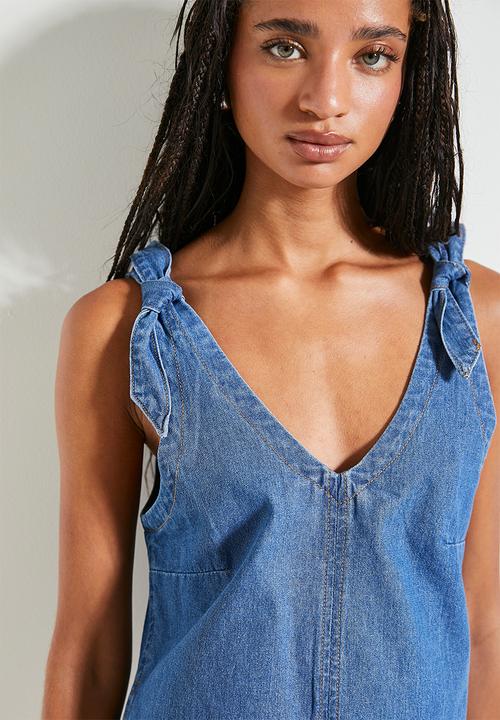 Superbalist - Co- ord chambray denim shoulder tie shell - light blue