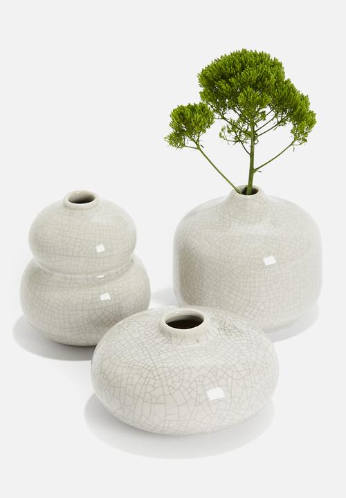 H&M - Small stoneware vase - white patterned