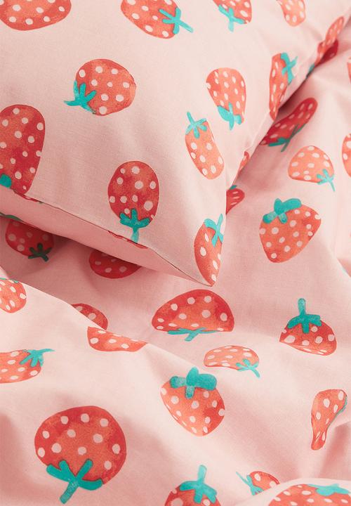 H&M - Patterned single duvet cover set - light pink strawberries